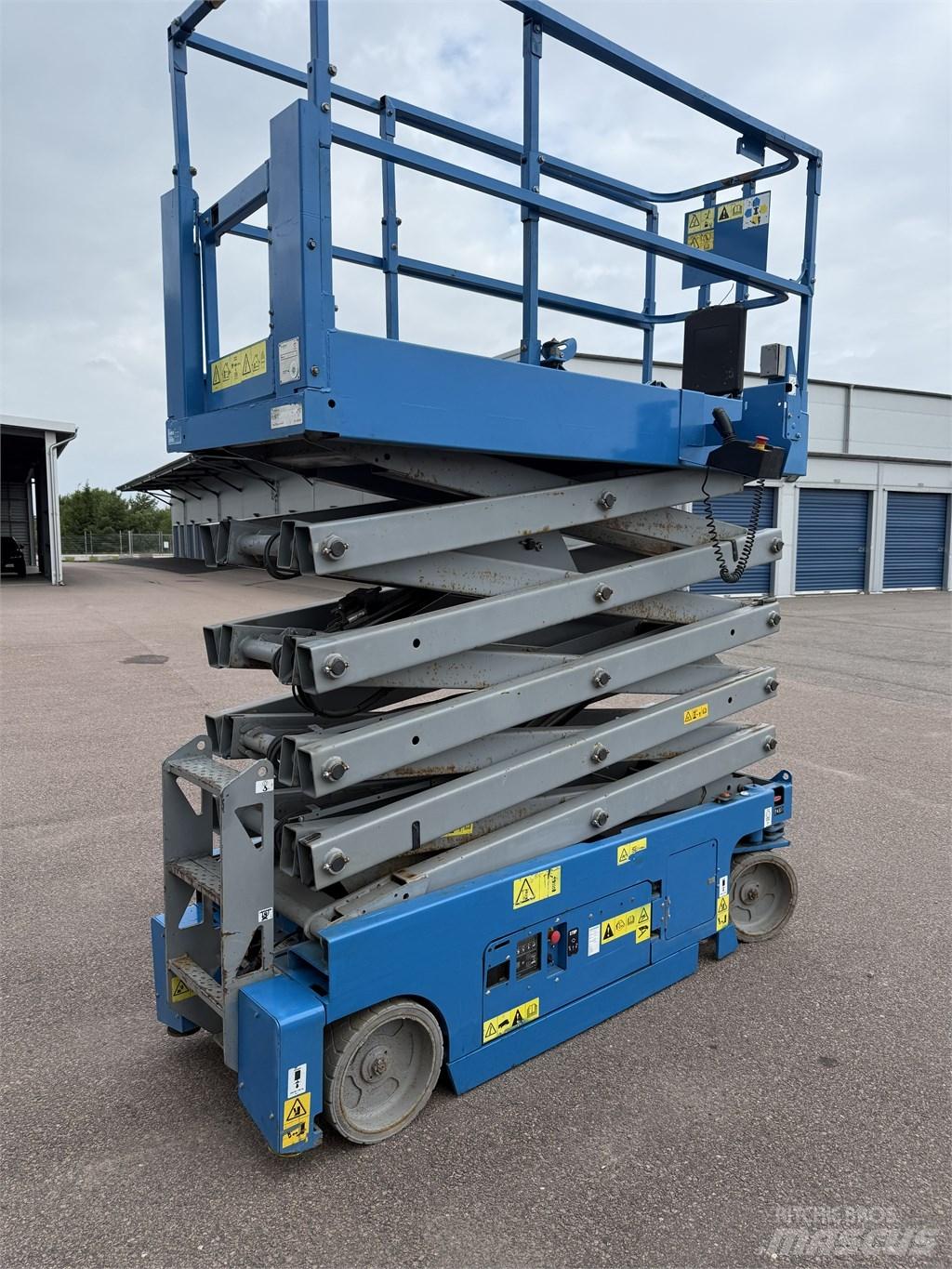 Genie GS3232 Scheren-Arbeitsbühnen