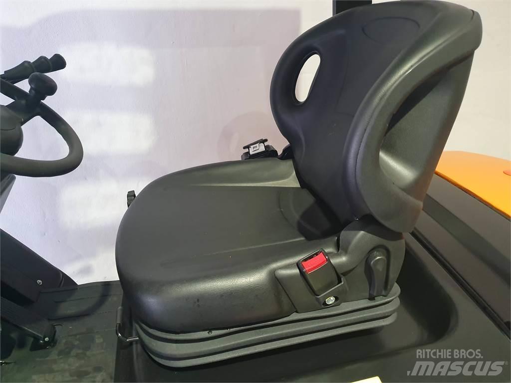  CPCD25T8 S4S Diesel Stapler