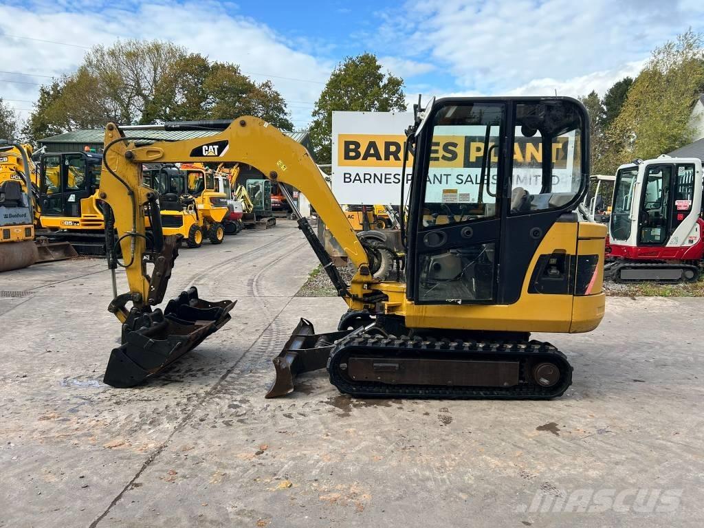 CAT 302.5 C Minibagger < 7t