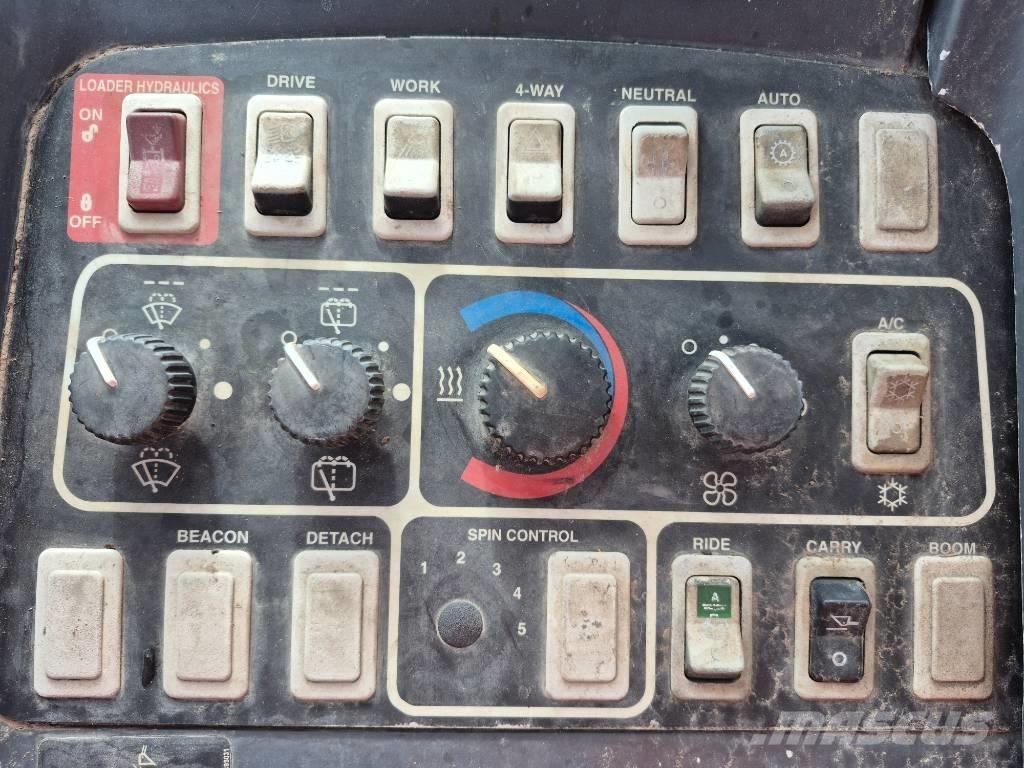 John Deere 444 H Radlader