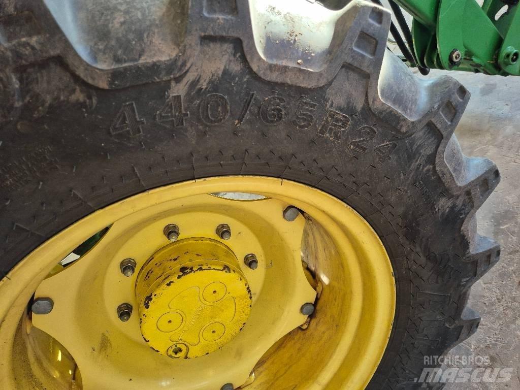 John Deere 5100R Traktoren