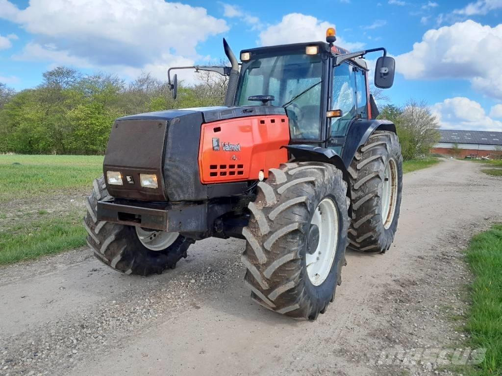 Valmet 8450 Mega Traktoren