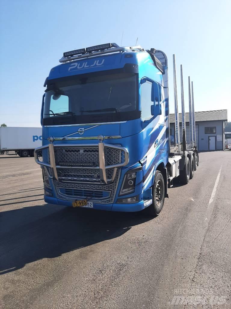 Volvo FH 16 Holzfahrzeuge