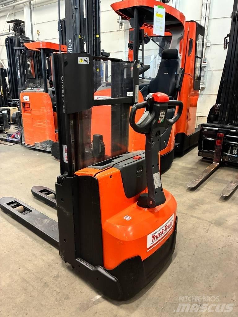Toyota SWE120L Deichselstapler