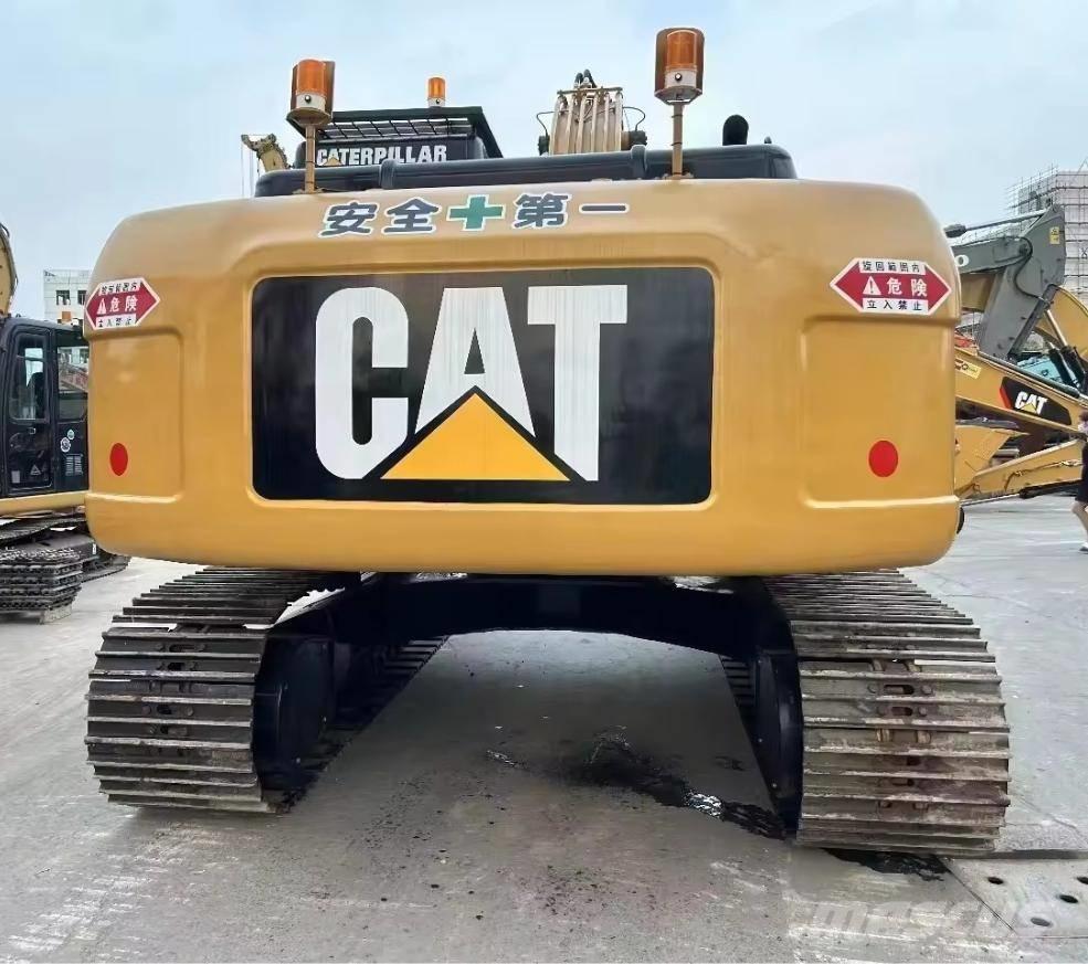 CAT 323 D Raupenbagger