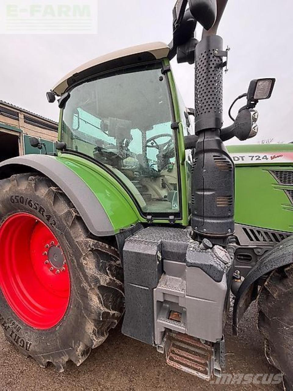 Fendt 724 vario Traktoren