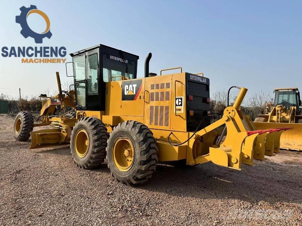 CAT 120H Grader
