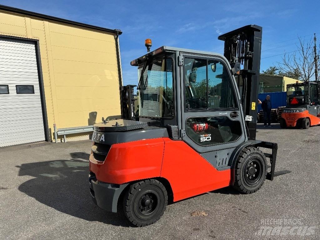 Toyota 40-8FD50N Diesel Stapler