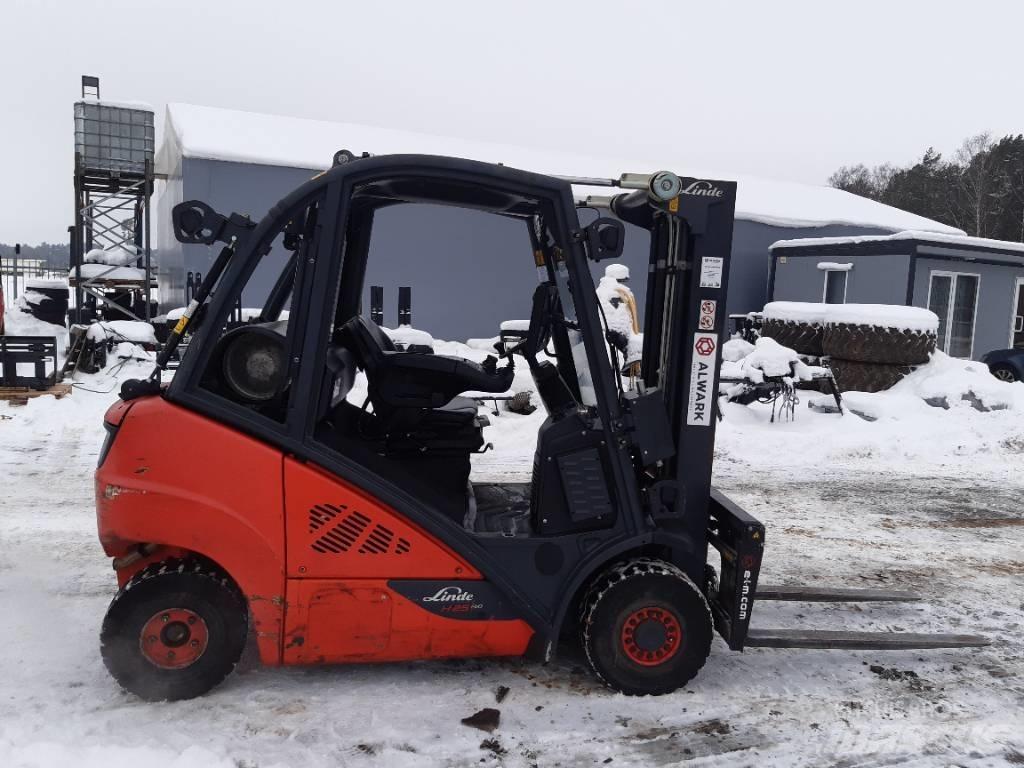 Linde H 25 T Gas Stapler