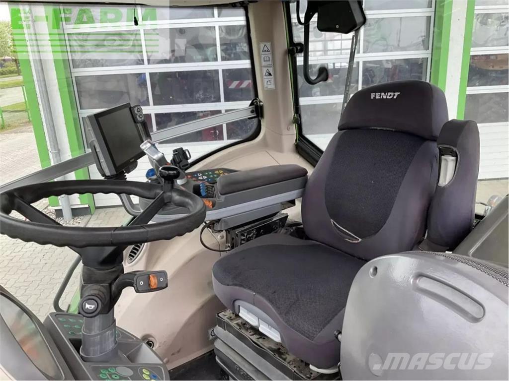 Fendt 826 vario s4 Traktoren