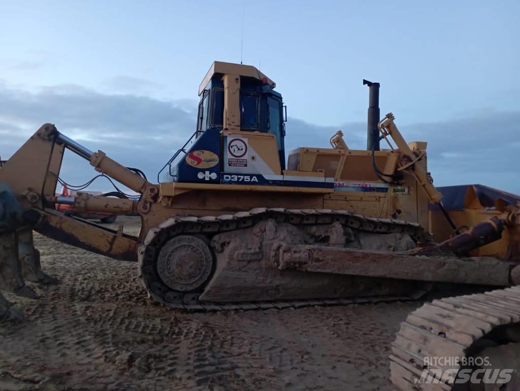 Komatsu D 375 A-2 Bulldozer