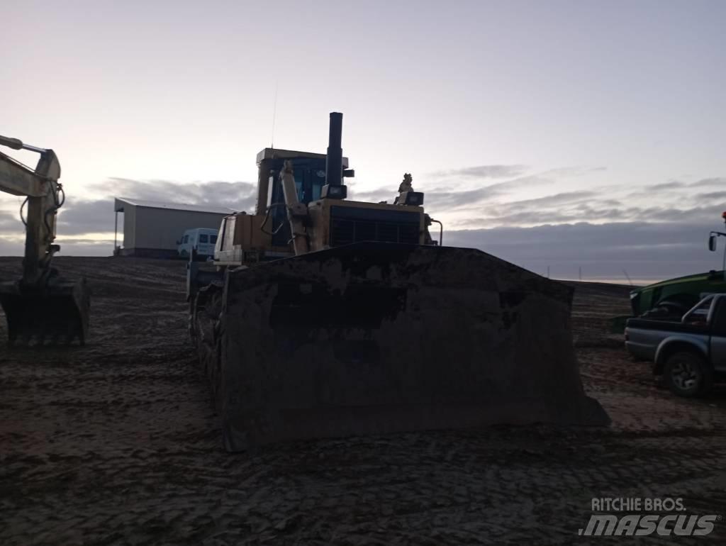 Komatsu D 375 A-2 Bulldozer