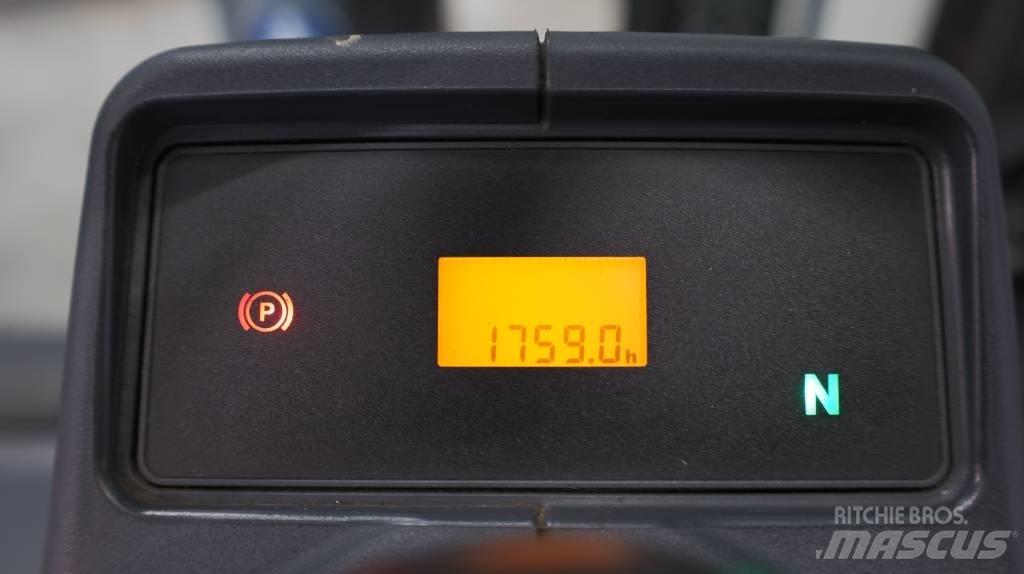 Jungheinrich TFG 425 Gas Stapler