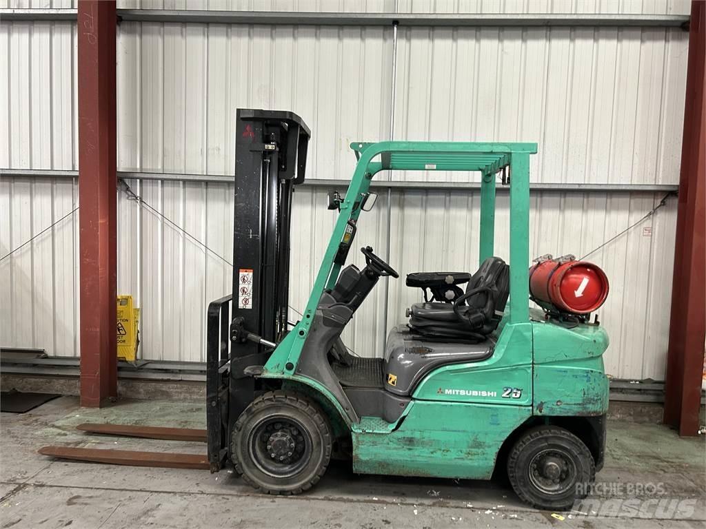 Mitsubishi FG25NT Gas Stapler