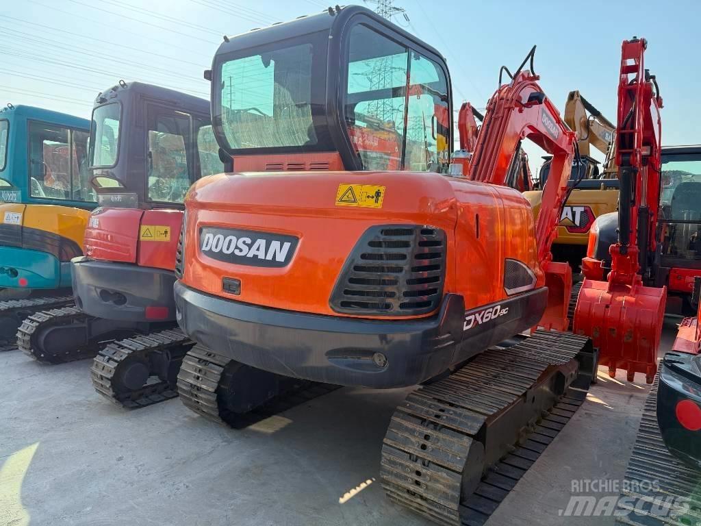 Doosan DX 60 Minibagger < 7t
