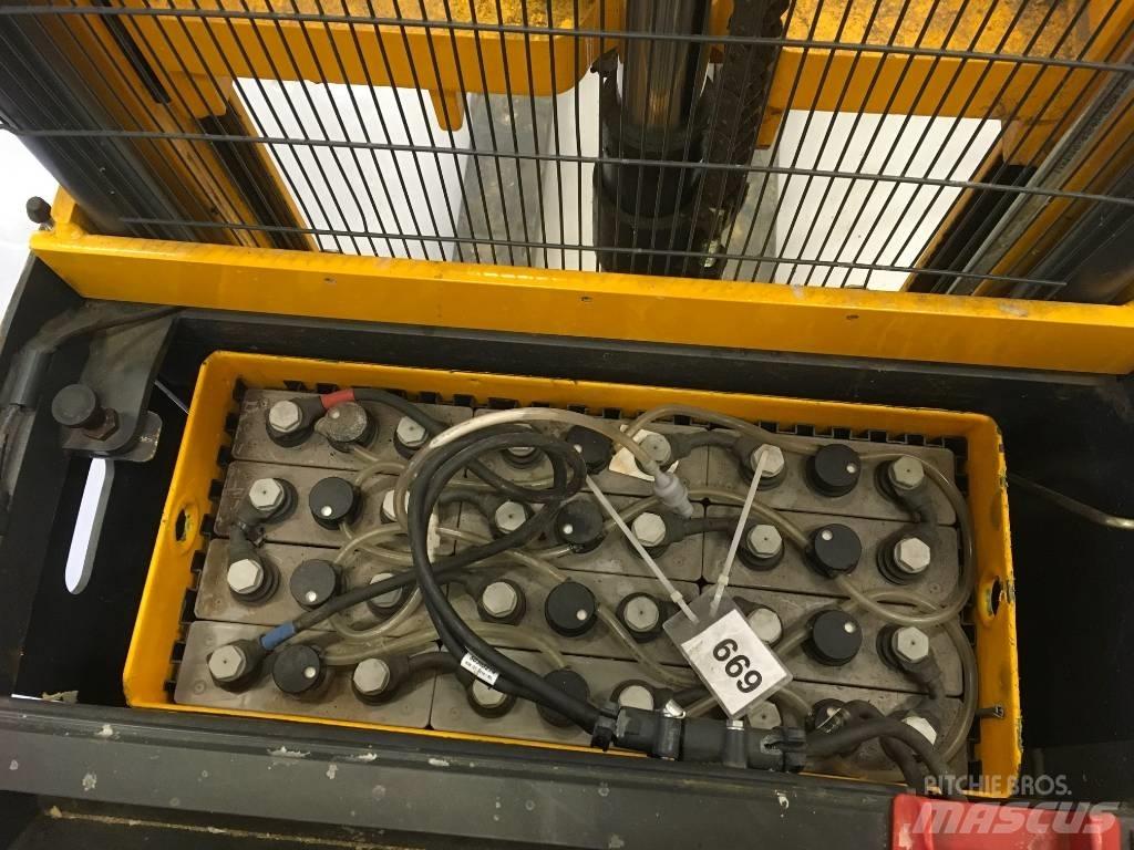 Jungheinrich EJC 212 Deichselstapler