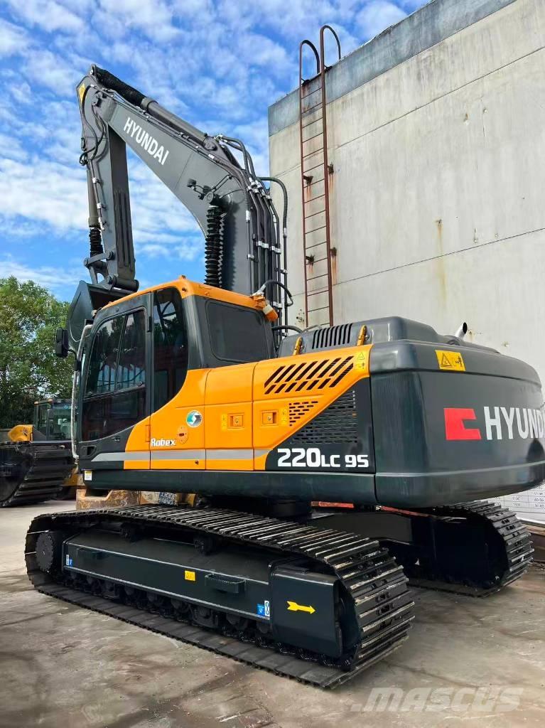 Hyundai R220LC-9S Raupenbagger