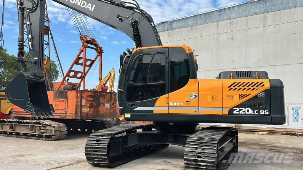 Hyundai R220LC-9S Raupenbagger
