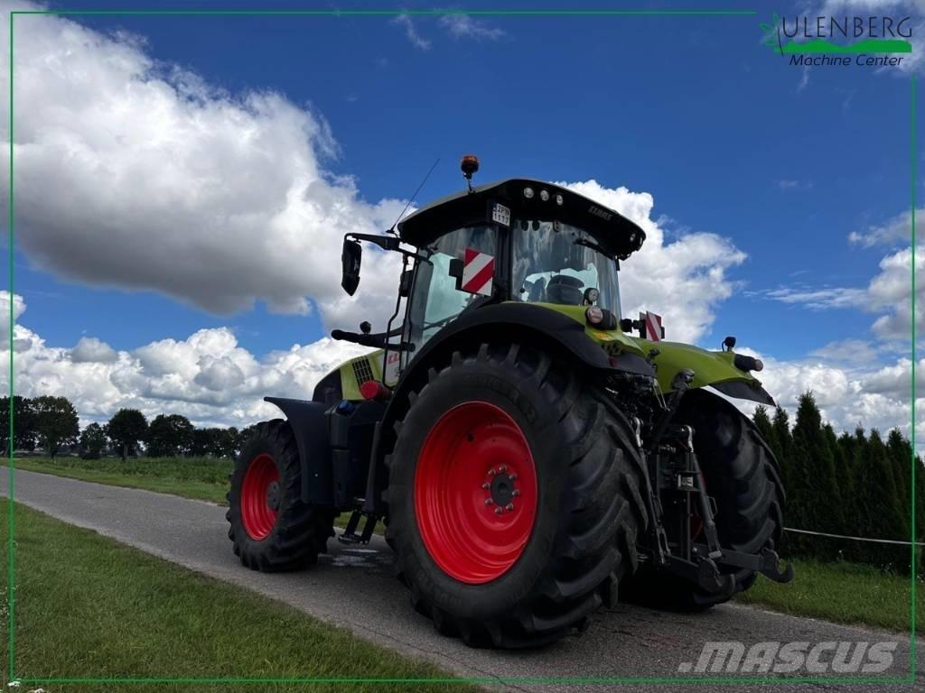 CLAAS Axion 800 Traktoren