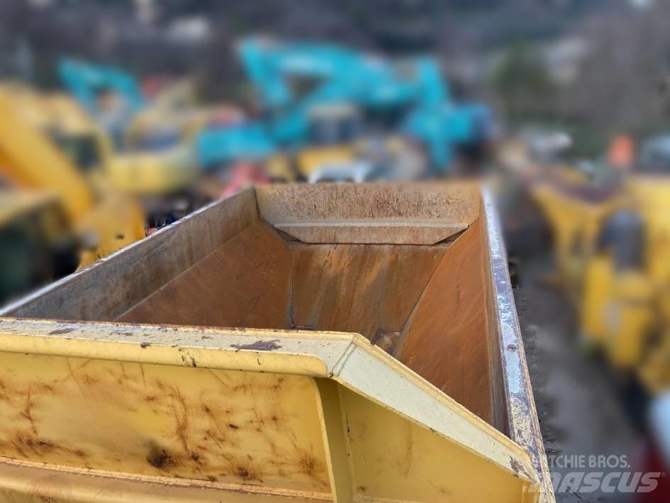 Komatsu HM 300-5E Dumper - Knickgelenk