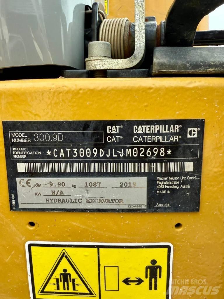 CAT 300.9 D Minibagger < 7t