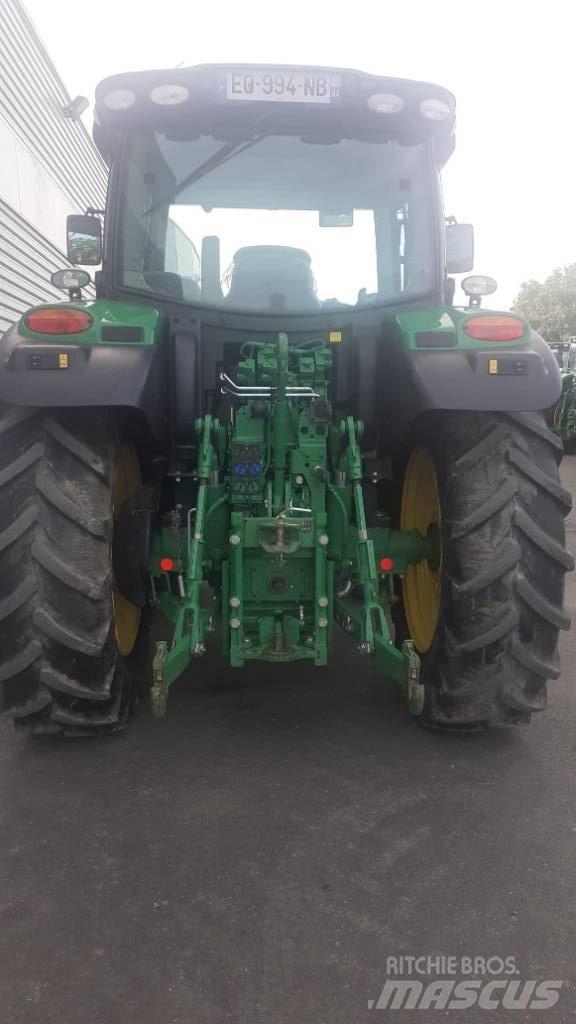 John Deere 6110 R Traktoren