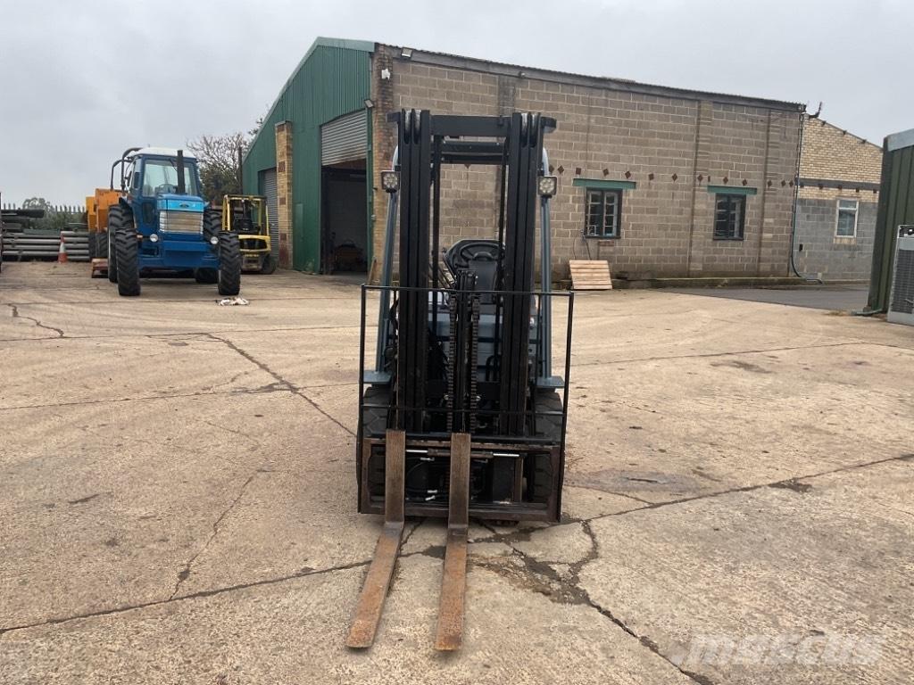 Toyota 52-8 FDF 25 Diesel Stapler