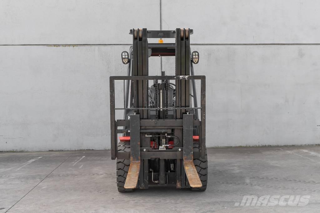 Manitou MI 30 D Diesel Stapler