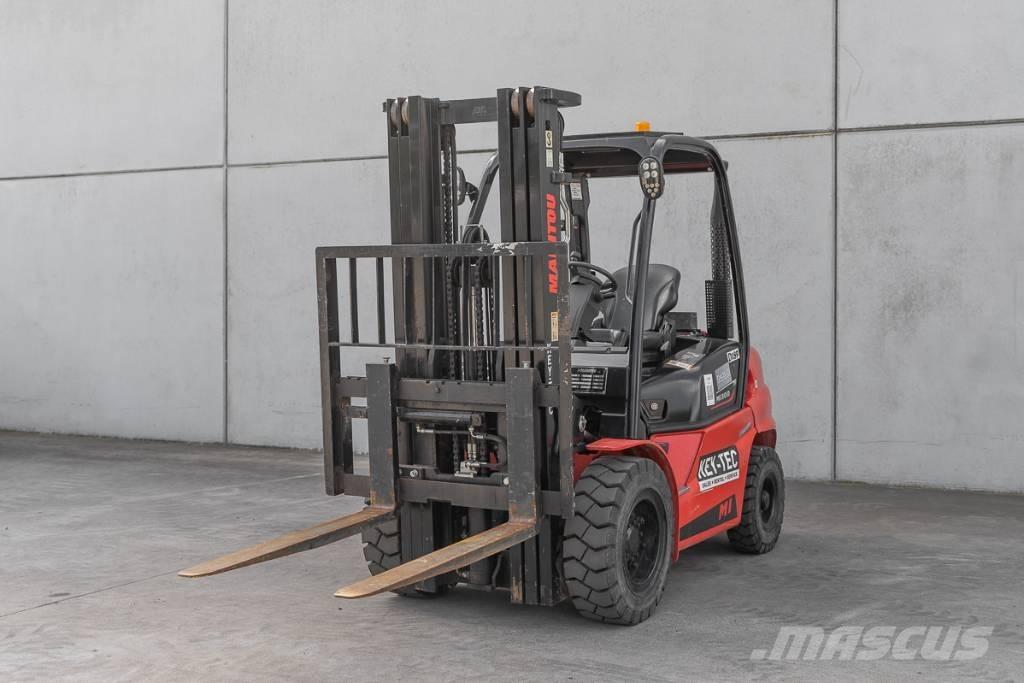 Manitou MI 30 D Diesel Stapler