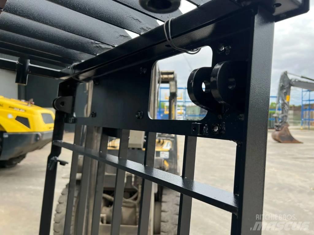 CAT 330C Guard Kabinen