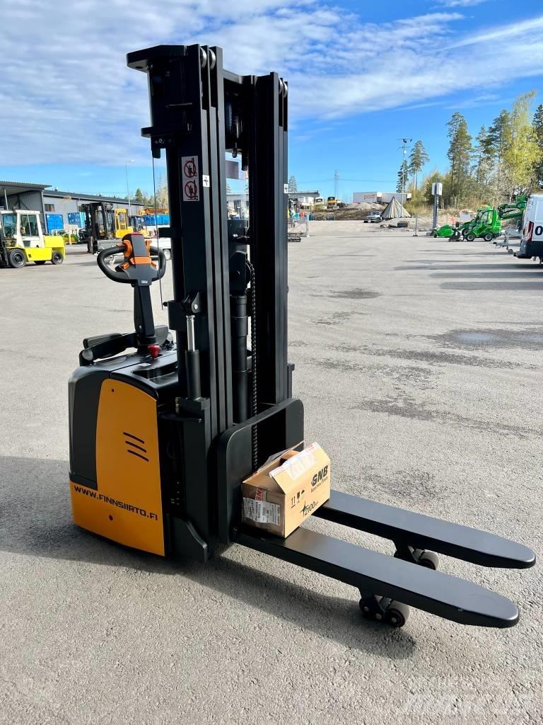 Hyundai 15ESR Selbstfahrstapler