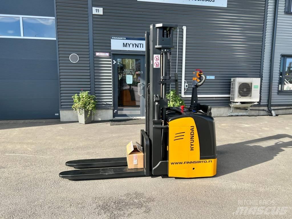 Hyundai 15ESR Selbstfahrstapler