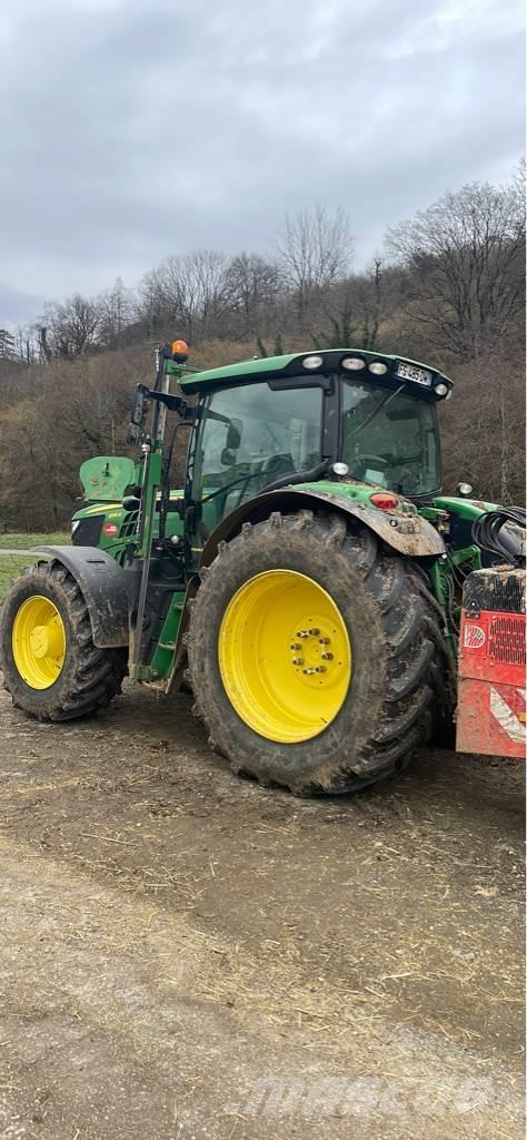 John Deere 6155R Traktoren