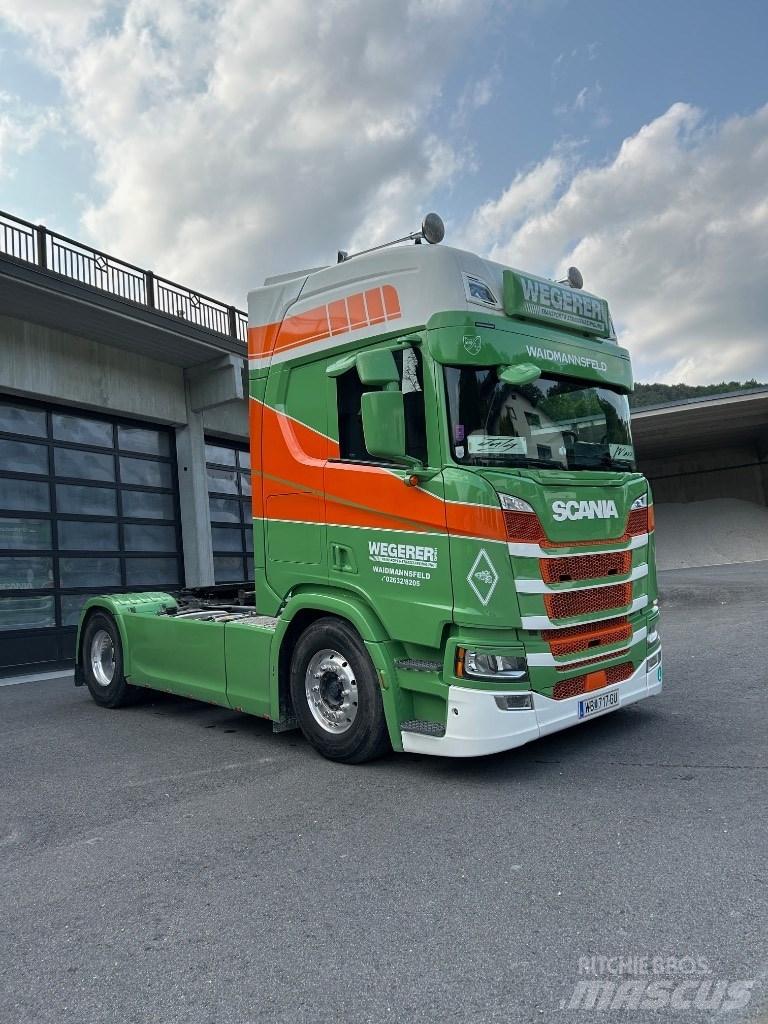 Scania R450 Sattelzugmaschinen