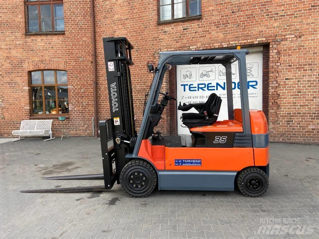 Toyota 7FBMF35 Elektro Stapler