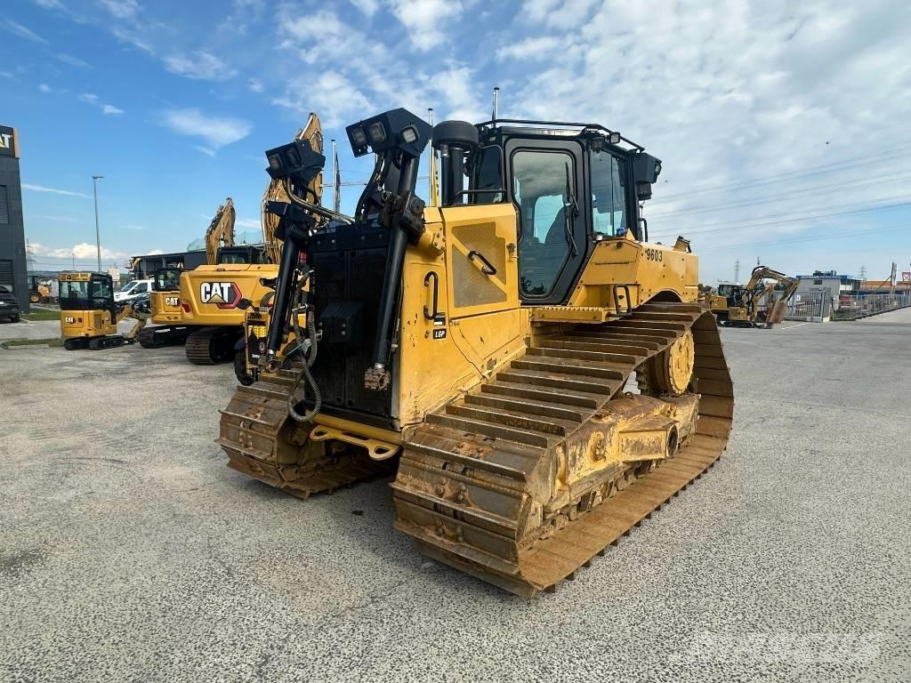 CAT D 6 XE Bulldozer