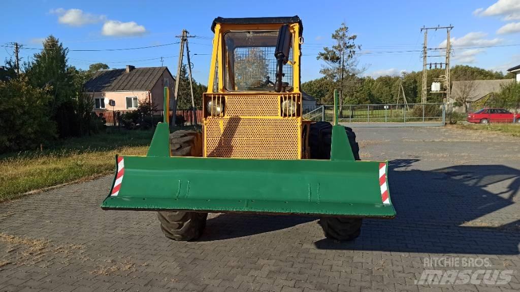 LKT 81 Stammholzschlepper
