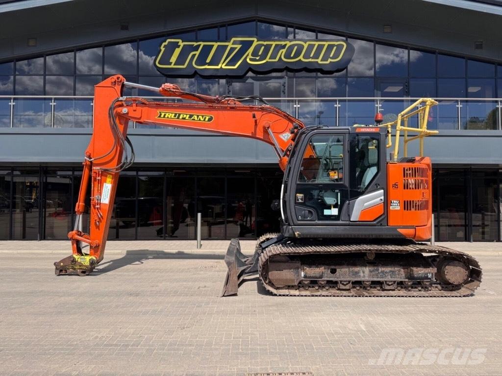 Hitachi ZX135USBL-7 Raupenbagger