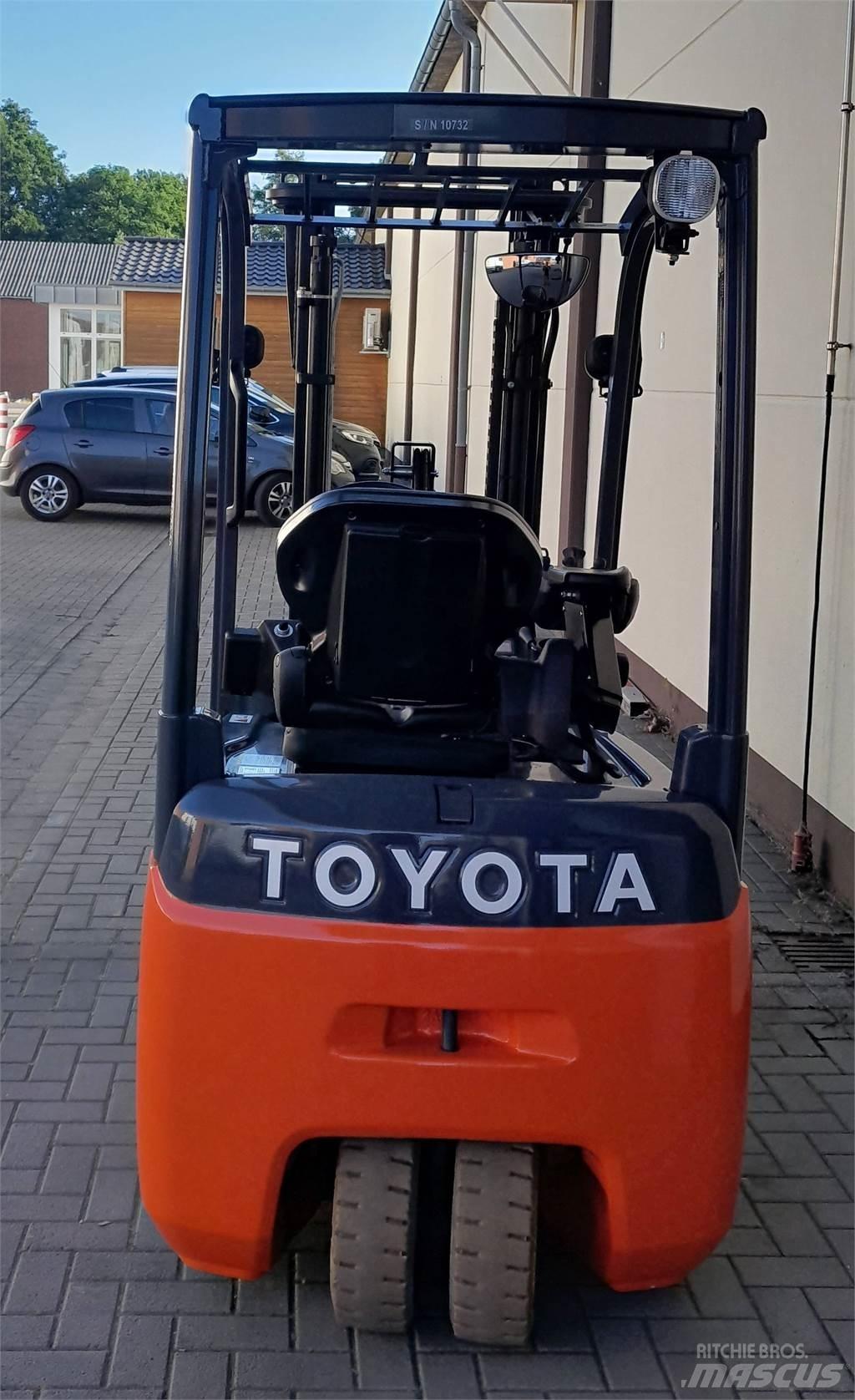 Toyota 8FBEK18T Elektro Stapler