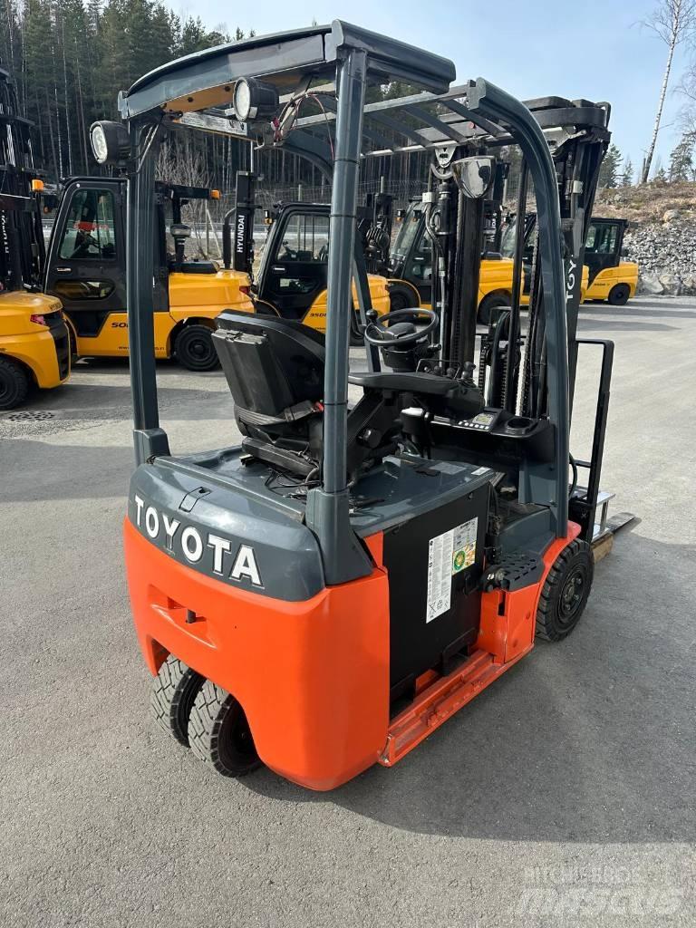 Toyota 8FBEK18T Elektro Stapler