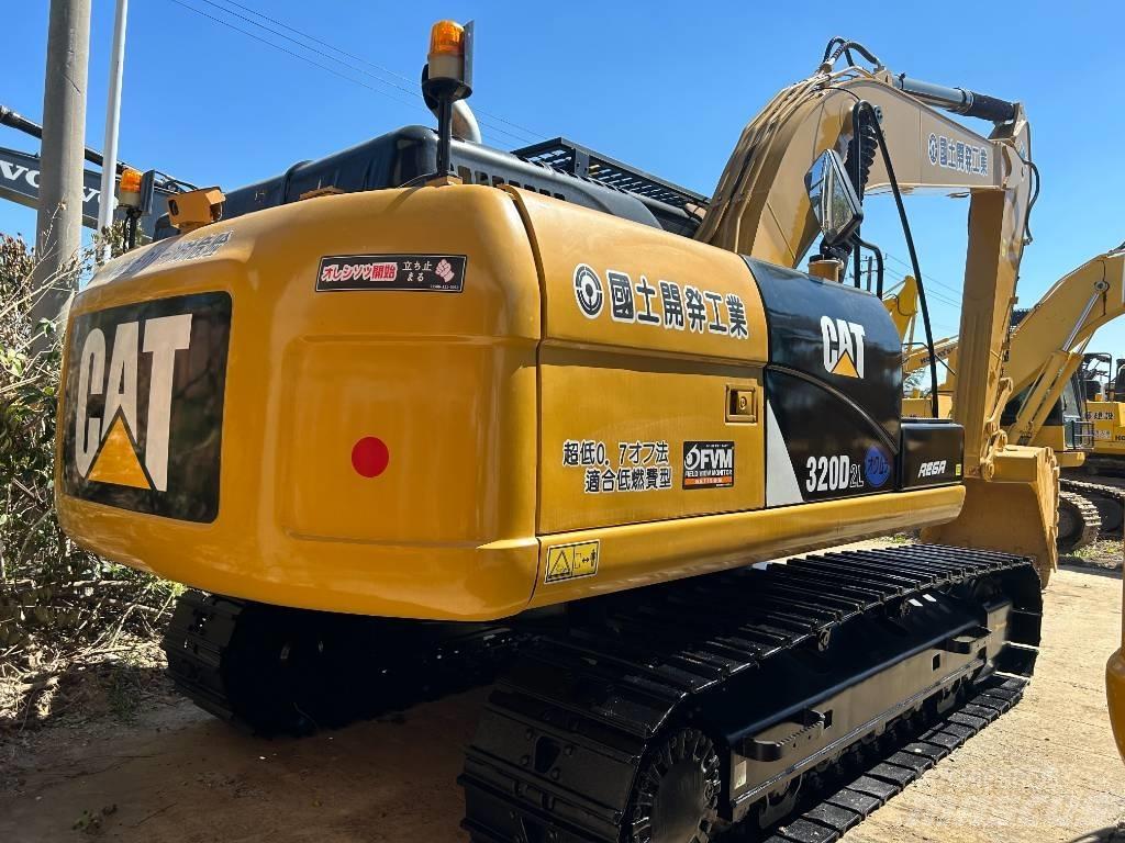 CAT 320D2L Raupenbagger