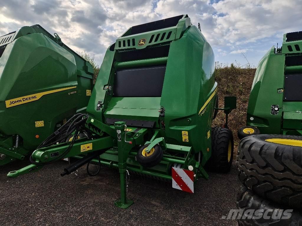 John Deere V461M Rundballenpressen