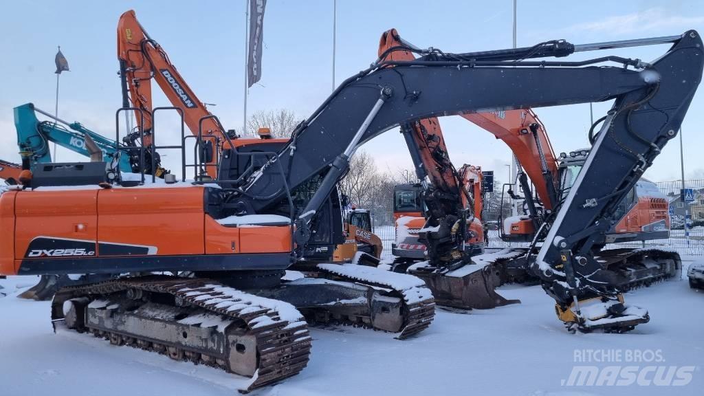 Doosan DX 255 LC-5 Raupenbagger
