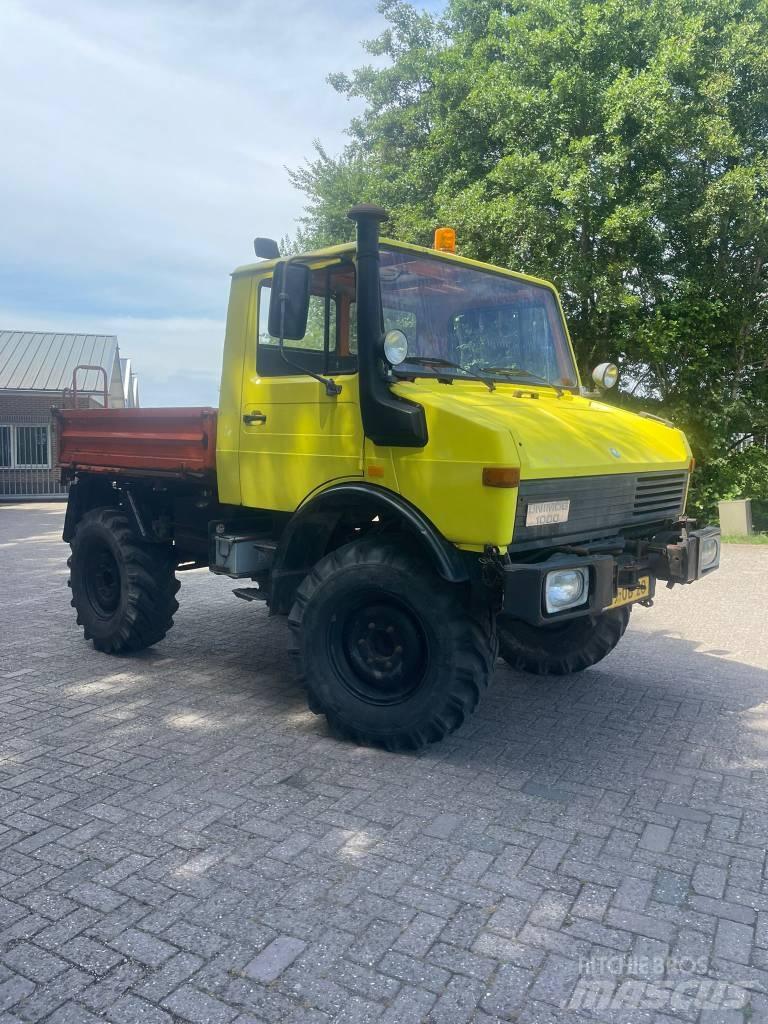 Unimog U1000 424 Traktoren