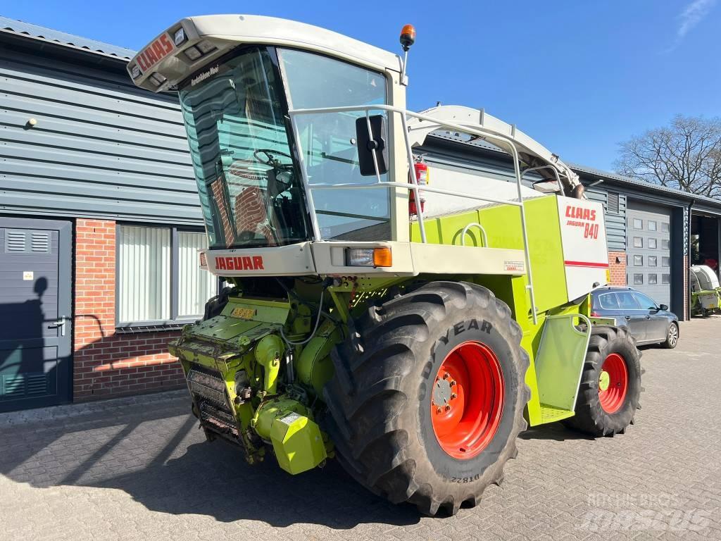 CLAAS Jaguar 840 Selbstfahrende Häcksler