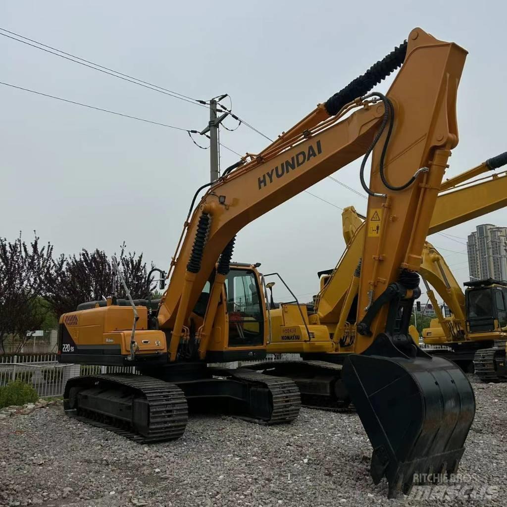 Hyundai 220-9s Raupenbagger