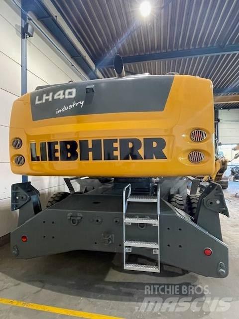 Liebherr LH40M Materialumschlag