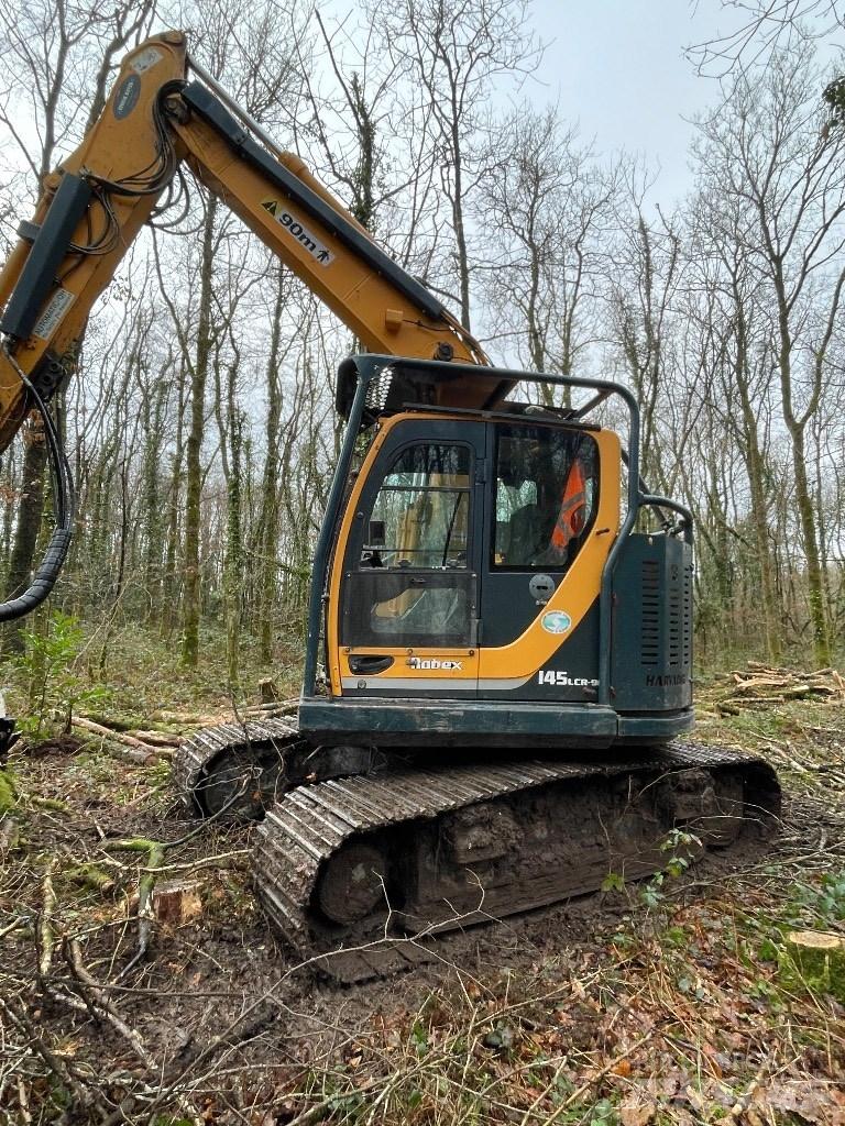 Hyundai 145 LCR9A Harvester
