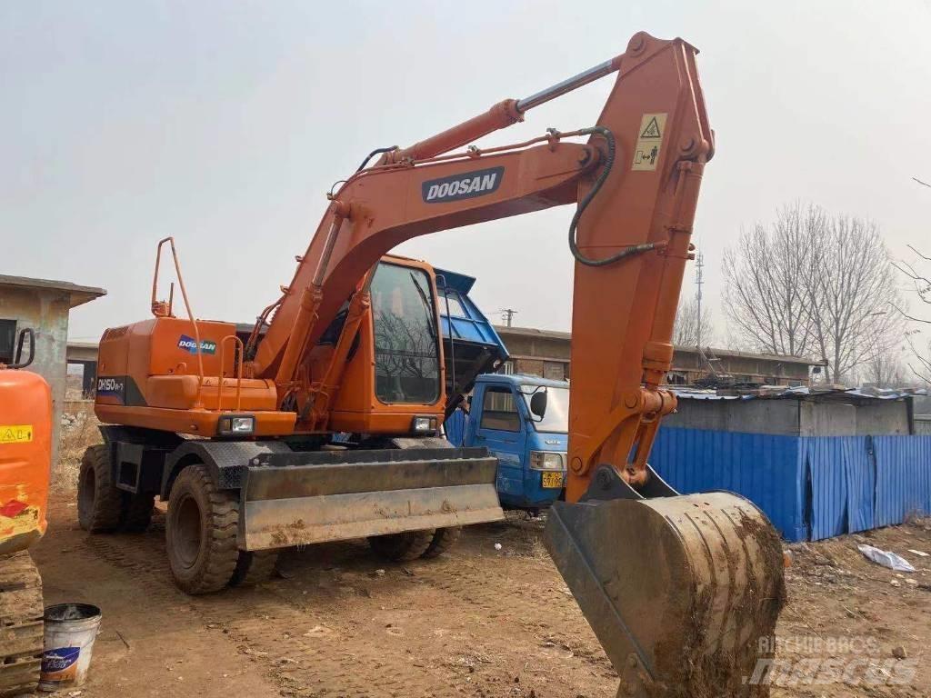 Doosan DH 150W Mobilbagger