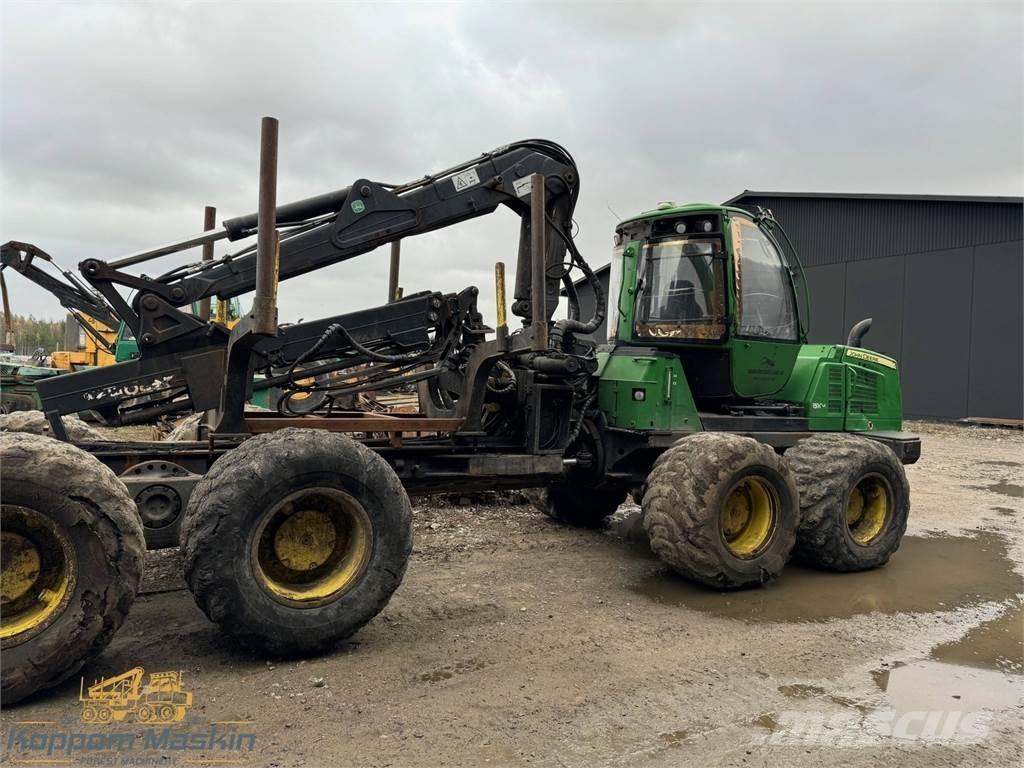 John Deere 1510E Forwarder